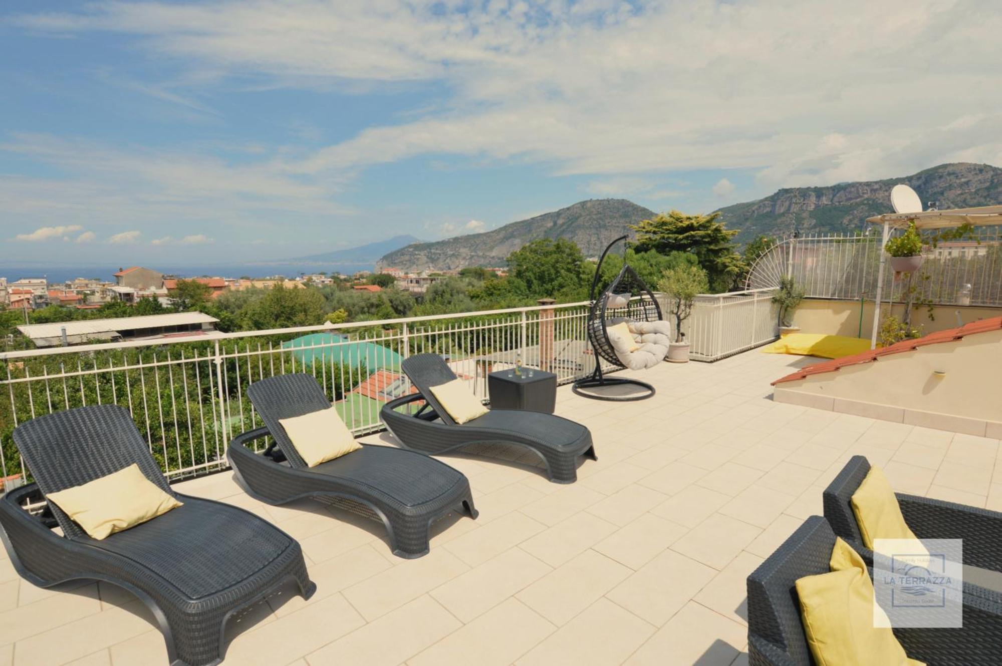 La Terrazza Family Holidays - Sorrento Coast Sant'Agnello Εξωτερικό φωτογραφία
